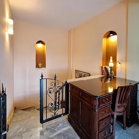 Kalielaia * Μουζάκι