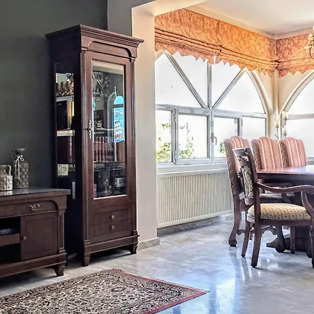 Kalielaia Μουζάκι