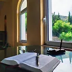 Kalielaia * Mouzákion