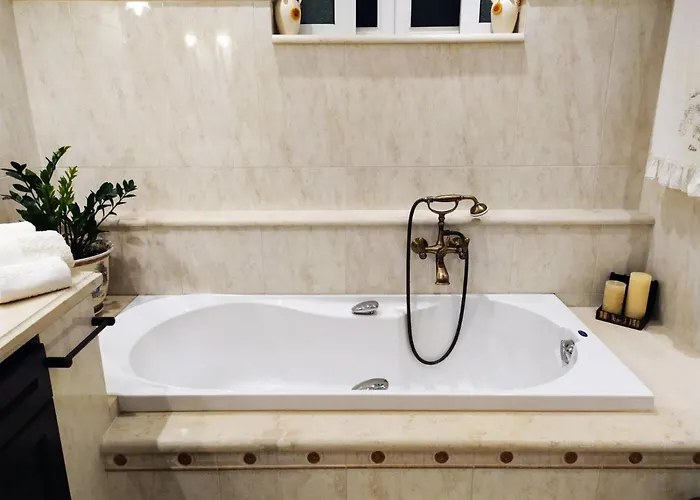 Kalielaia Mouzákion